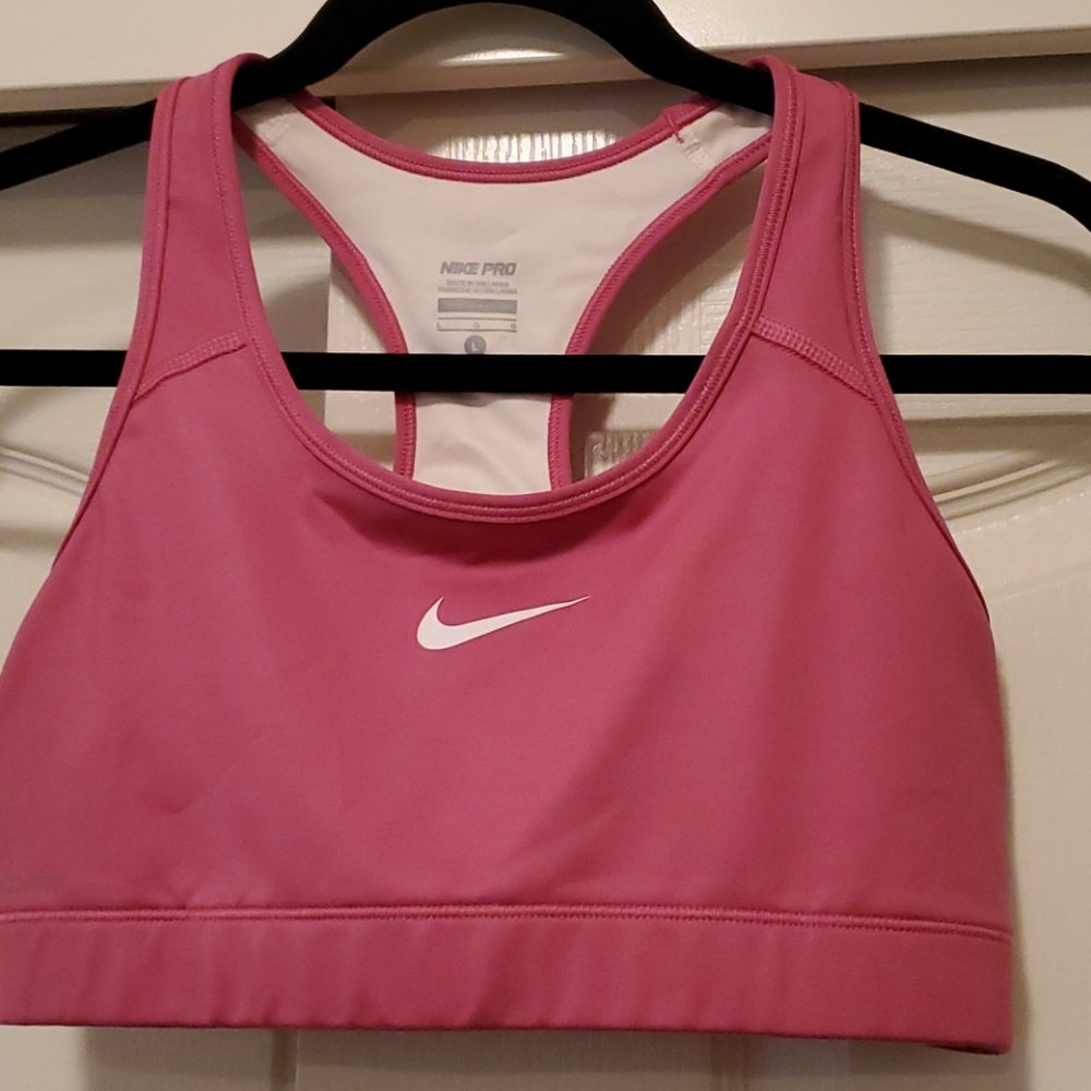 Nike Pro Sports Bra